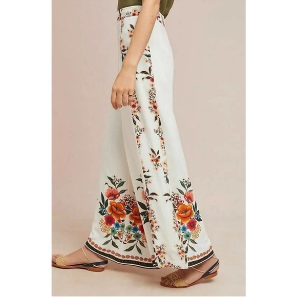 Farm Rio Anthropologie Melila White Floral Print Flared Wide Leg Pants Size M - Picture 2 of 6